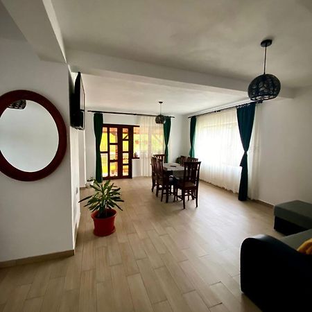 Casa Alex Otel Curtea de Argeş Dış mekan fotoğraf