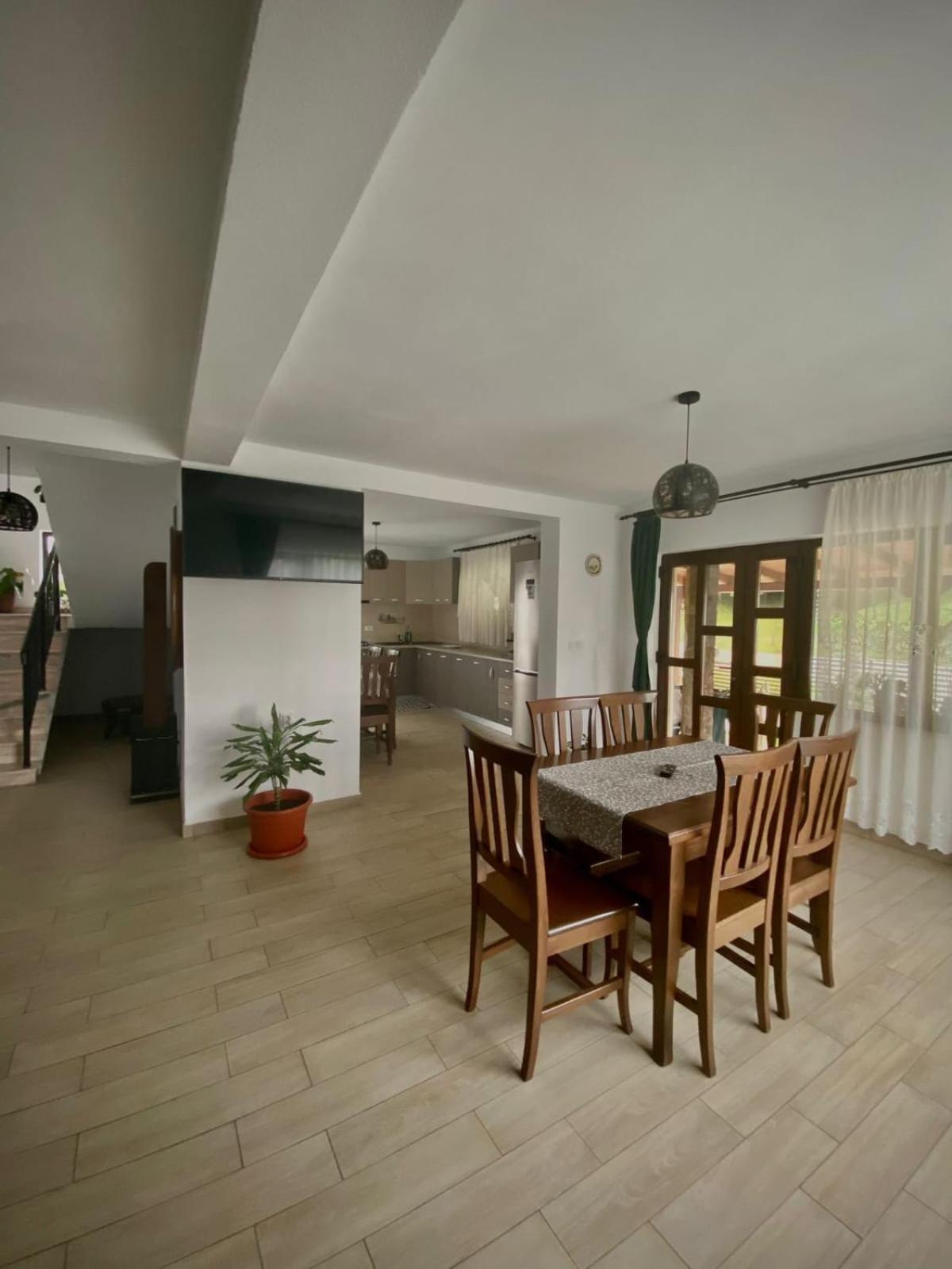 Casa Alex Otel Curtea de Argeş Dış mekan fotoğraf